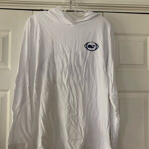 New with tag!  Men’s Vineyard Vines Long sleeve hooded T-Shirt
